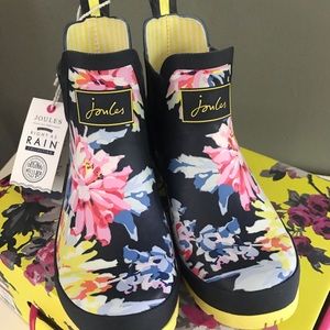 New! Joules Women Wellibob Boots.